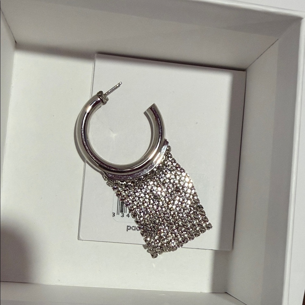 NIB Rabanne mesh chainmail dangling single earring - Picture 3 of 3